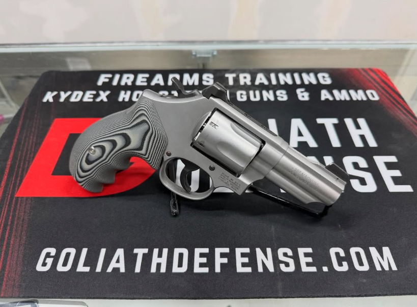 Smith and Wesson 357 Combat Magnum