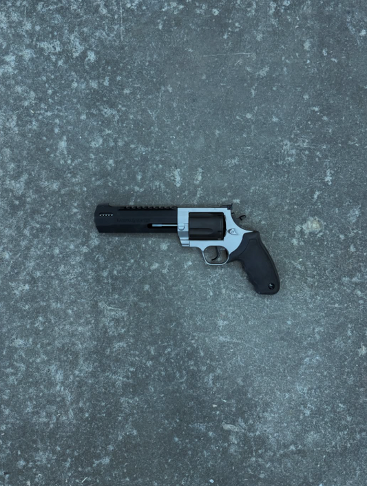 Taurus Raging Hunter
