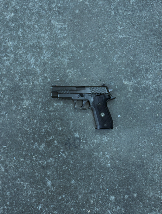 Sig Sauer P226 Legion